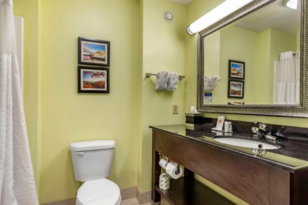 Comfort Inn Athens image 12